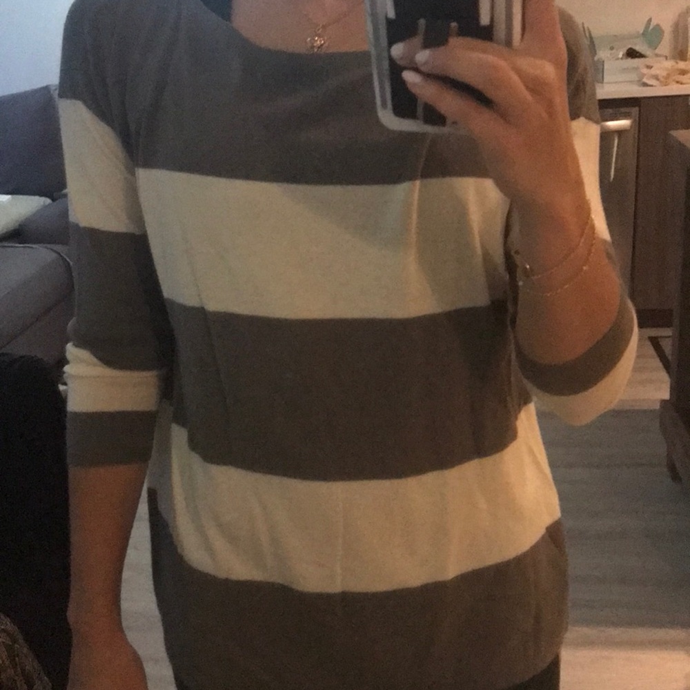 Joie three quarter length thin material sweater